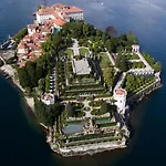 Isola Bella Apartments Via Stretta